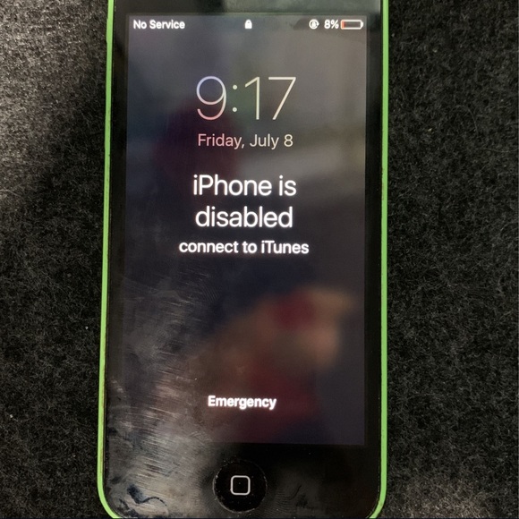 Disabled Green IPhone 5C: can be used for parts - Picture 3 of 3